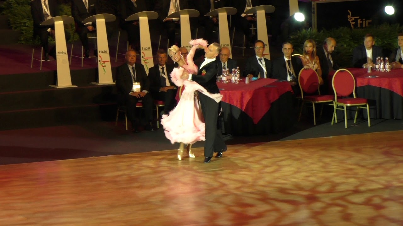 Finale WDSF Rimini 2019 Sodeika Valzer inglese da solo