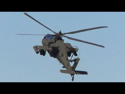 Boeing AH-64 Apache ATTACK Helicopter VERTICAL Takeoff and Bank at Avalon Airshow 2017