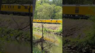 Messzug kurz vor Auw an der Kyll #trainspotting #deutschebahn