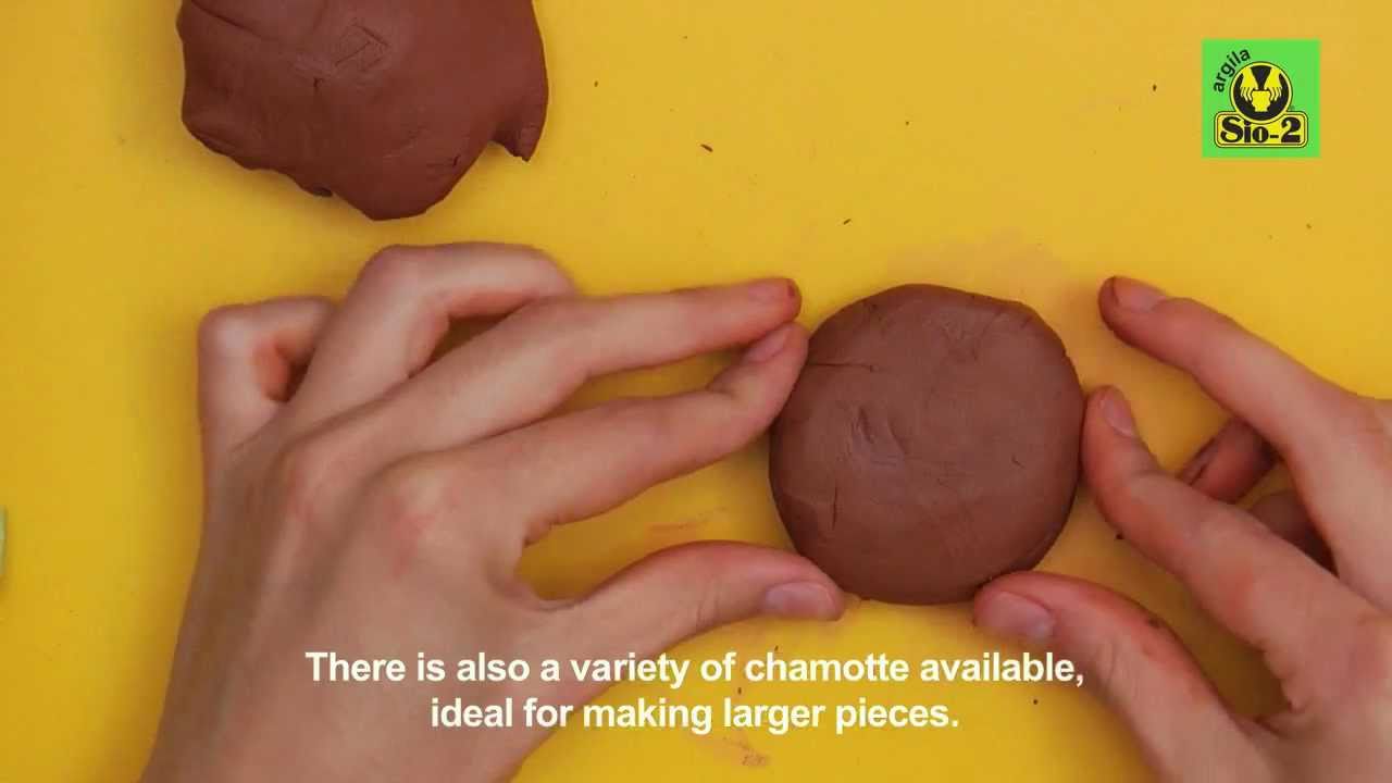 Modelling with SIO-2® ARGILA natural clay (English subtitles) 