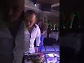 خسرت كل الناس على شانه 