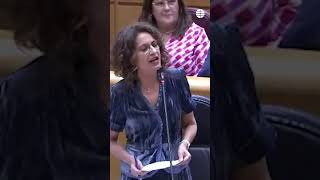 Montero, contra Feijóo por los contratos de la Xunta con empresas ligadas a su cuñado y su hermana