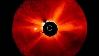 Two Solar Flares in the same  time  25/03/2011