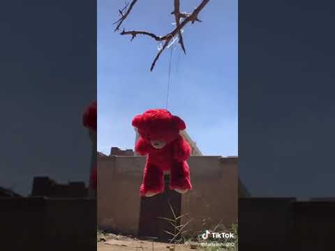 فيلم البيت المسكون الجزء الأول مؤثر جدا انتظروا الجزء الثاني 