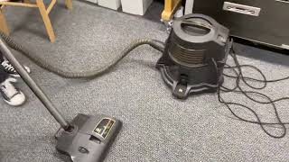 Rainbow E2 Vacuum Cleaner Demo - Oddly Satisfying Water Filtration