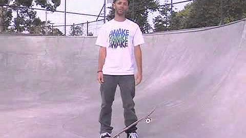 Skateboard Tricks: Required Tricks for a Backside 180 Kickflip