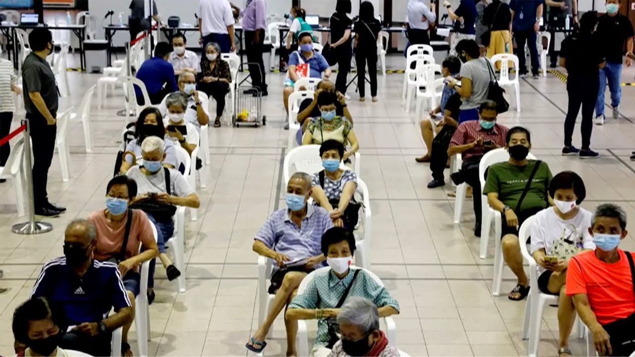Singapore starts vaccination program for the elderly and migrant ...