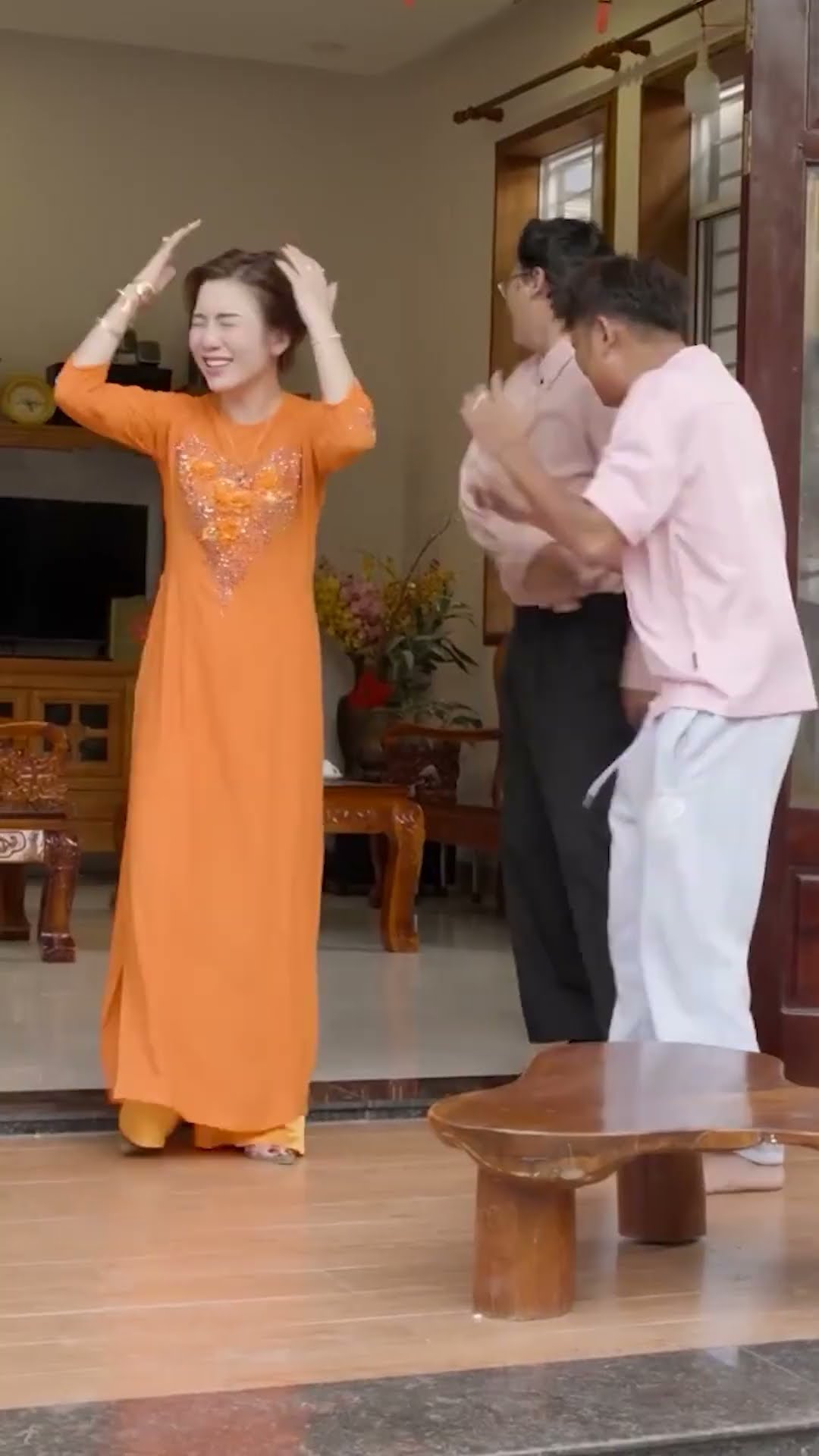 2 people get married but 4 people are happy #faptv #cold rice