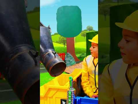 الاطفال يد عون أنهم يلعبون يلعب الأطفال بالفقاعات Kidibli Shorts