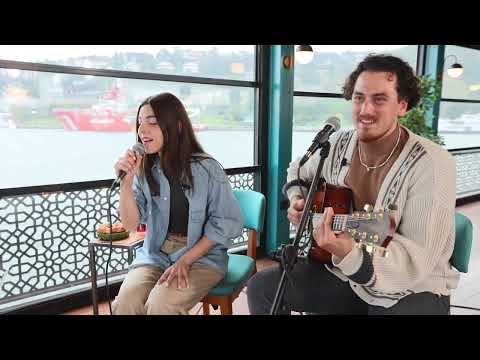 Naz Özgülüş & Evrencan Gündüz - Deli Fırtına