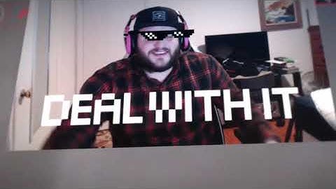 Elgato Stream Deck - Live Content Creation Controller with 15 Customizable LCD Keys, Adjus