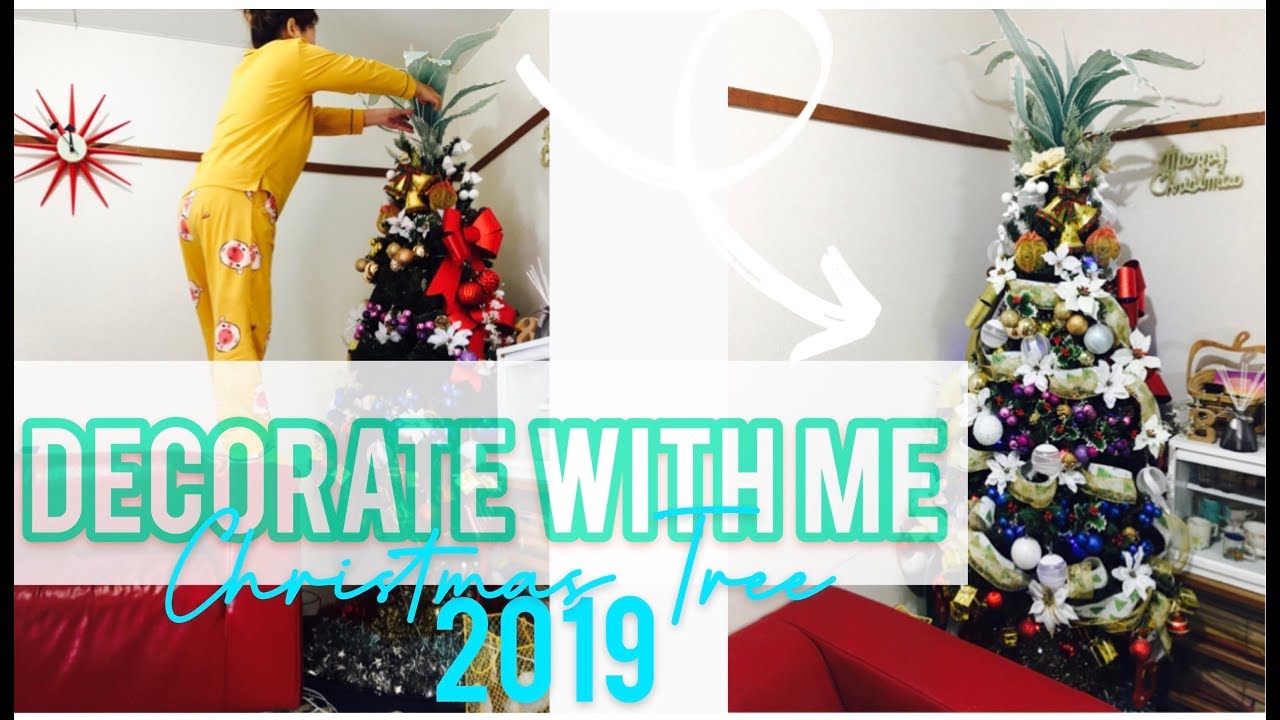 DECORATE MY 🎄 CHRISTMAS TREE WITH ME//CHRISTMAS TREE 2019// HOPPYFEELS