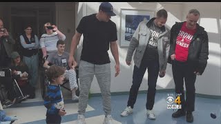 Gronkowski Family Visits, Donates $25,000 To 3 New England Children's Hospitals