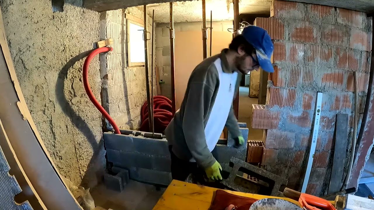 Construction of a wall between the garage and the house    pt.1