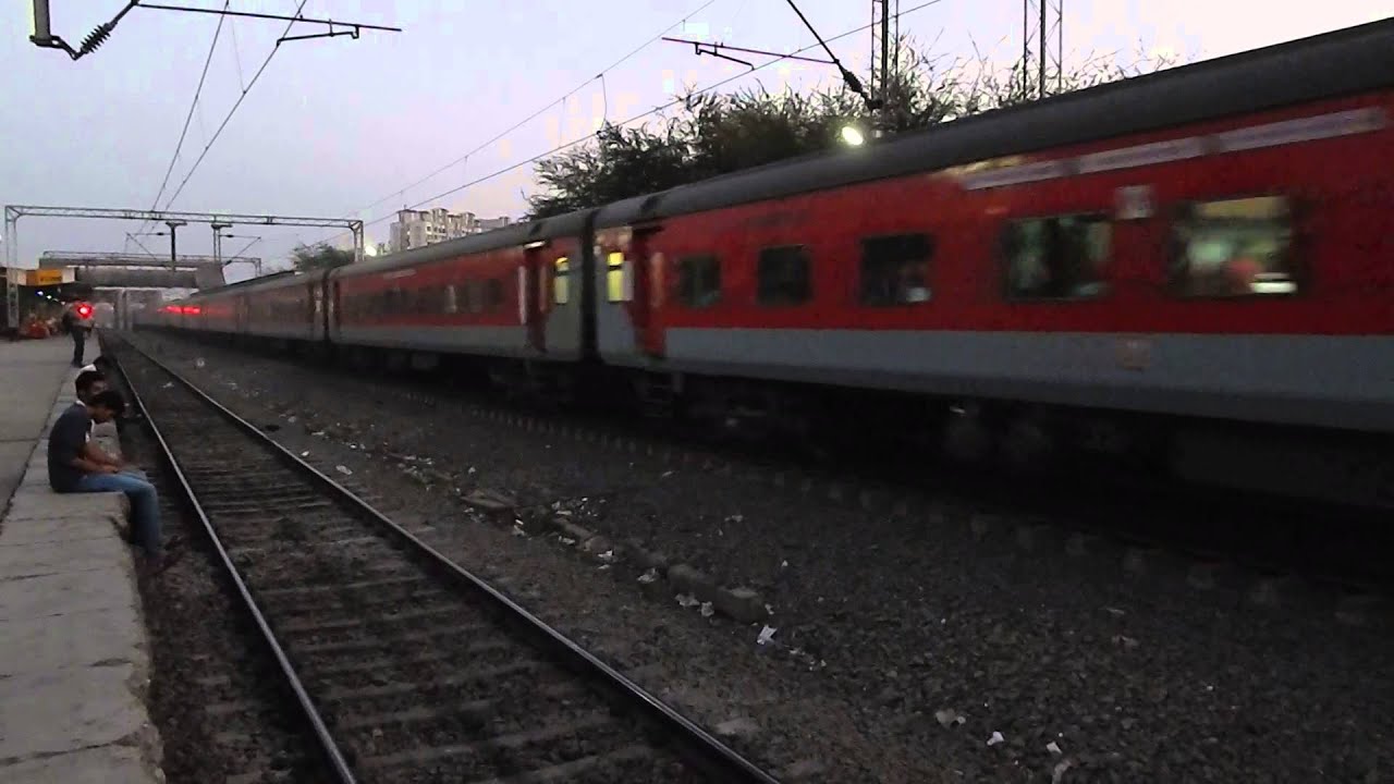 12431 Trivandrum CentralHazrat Nizamuddin Rajdhani Express Spotted