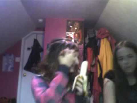 Tanya giving banana Head ;)