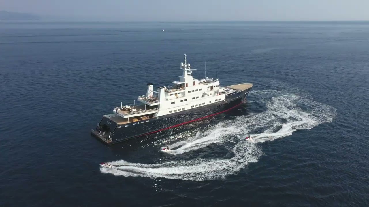 BLEU DE NIMES Yacht - 73m Clelands Shipbuilding Co 1980 | YachtBuyer