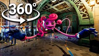 360° VR: Mommy Long Legs at the Train Station