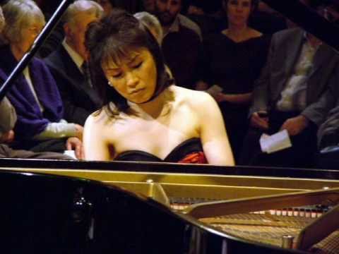 Noriko Ogawa plays Beethoven Piano Concerto No.3 1st movement-1.wmv