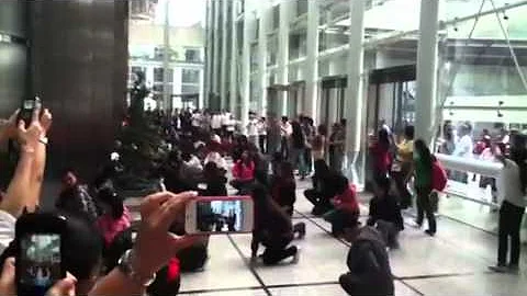 Call Me Maybe Flash Mob @ RCBC Plaza