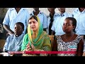Malala Yousafzai with Burundian refugee girls in Rwanda