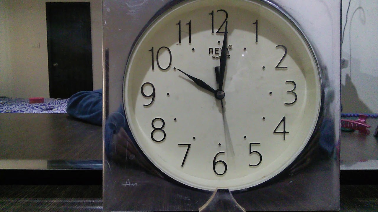A CLOCK TURNING ANTI CLOCKWISE ! MUST WATCH!