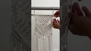 Easy way to hang Macrame wall hangings #macrame #macramediy #macrametutorial #diy