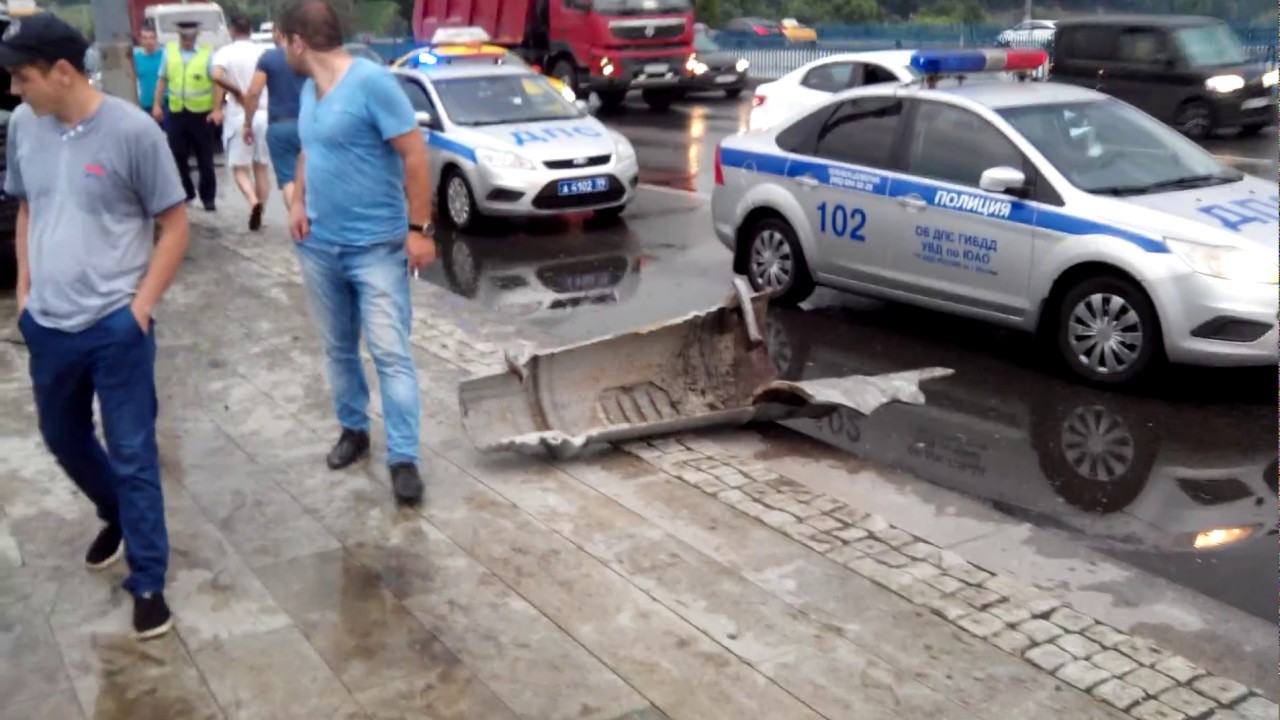 ДТП на Борисовских прудах 2 - YouTube