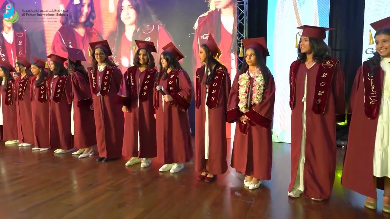 حفل تخرج الصف السادس (بنات) مجمع القيروان