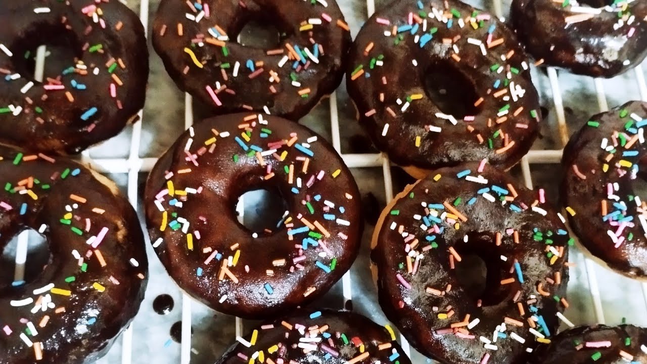 How to make donuts at home.easy and quick recipe of donuts Ibab