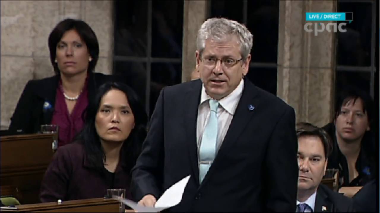 ndpreps Charlie Angus Calls out Philpott for Fighting Kids in Court