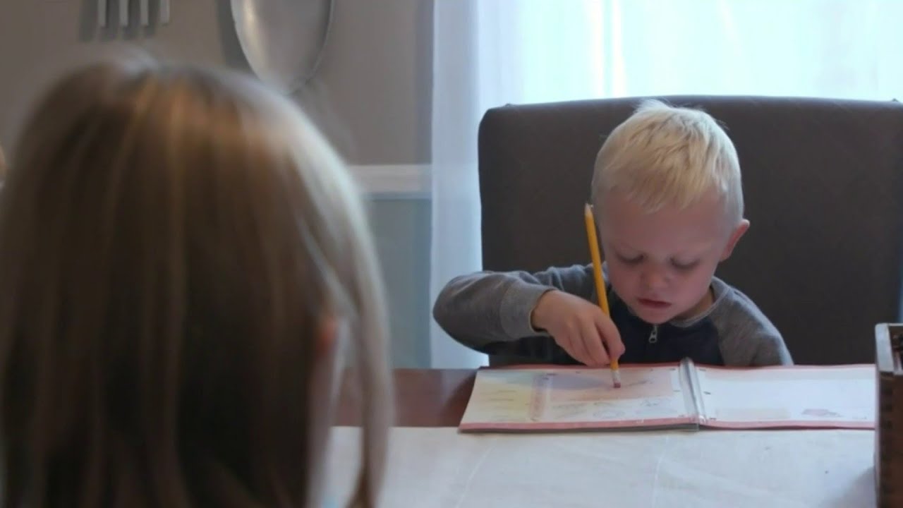 Survey finds parents worried about kids' mental health as holidays approach