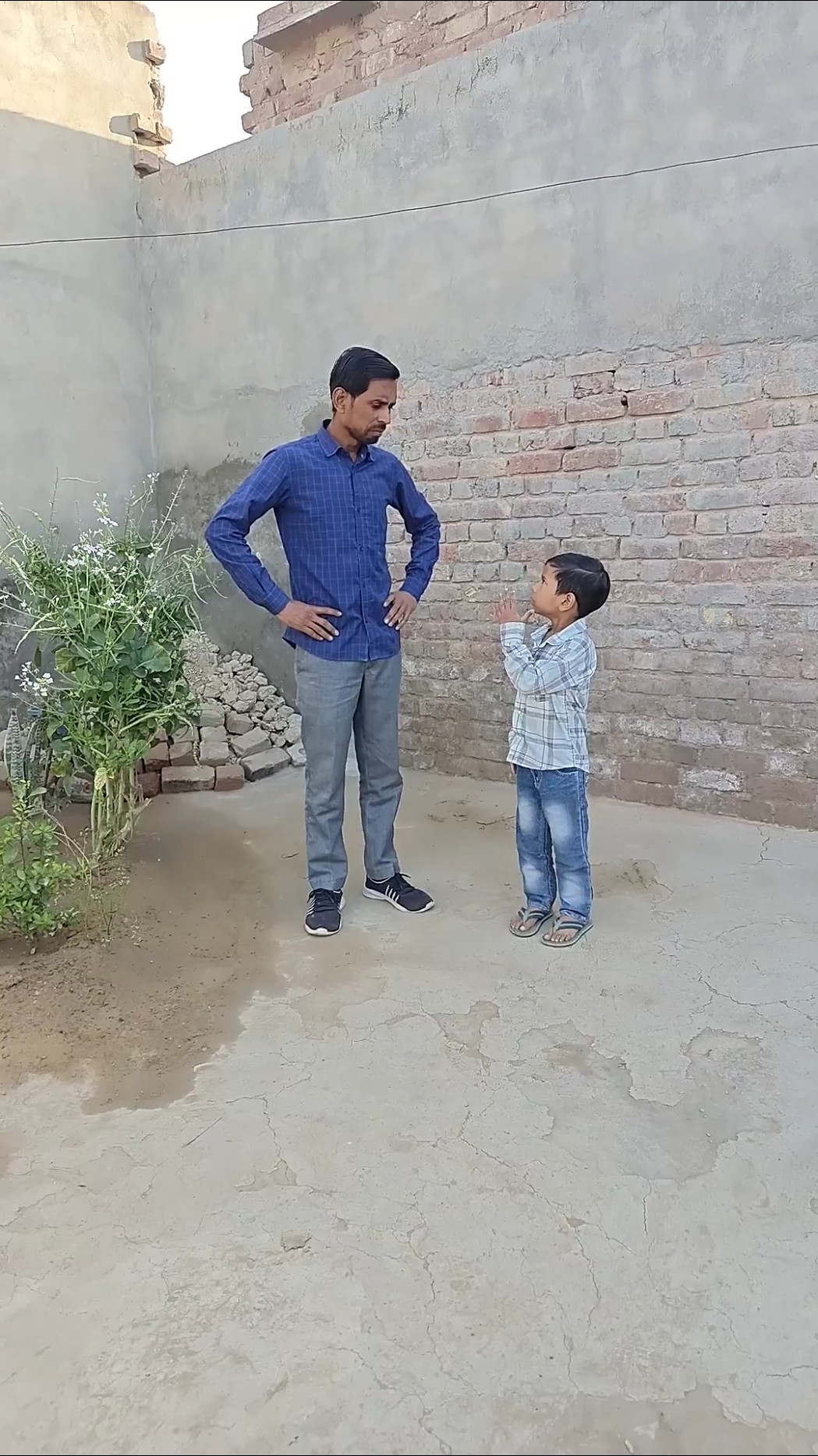 Awaaz kahan se aa rahi hai ?? #shorts