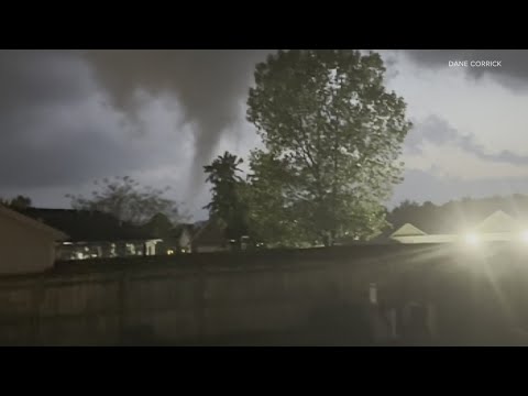 WHAS11 viewer details moments right before storm hit home, damaging it