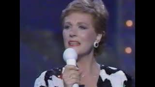 Julie Andrews Sings Her Favorite Songs