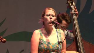 Crooked Still, "Ain't No Grave," Greyfox Bluegrass Festival 2010 chords