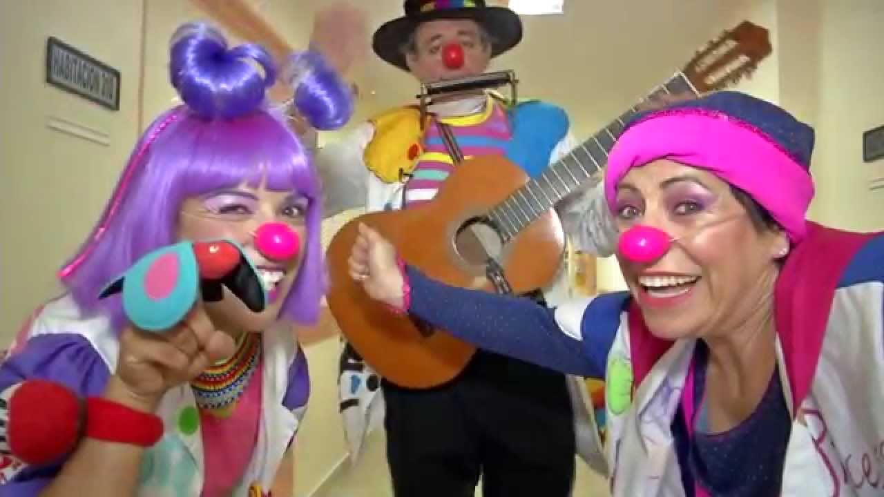 UNA SONRISA PARA LA DRA CLOWN - YouTube