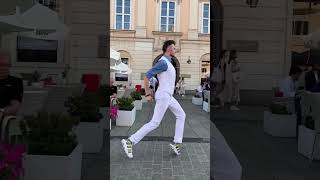 Top dance moves - backslide  aka moonwalk Resimi