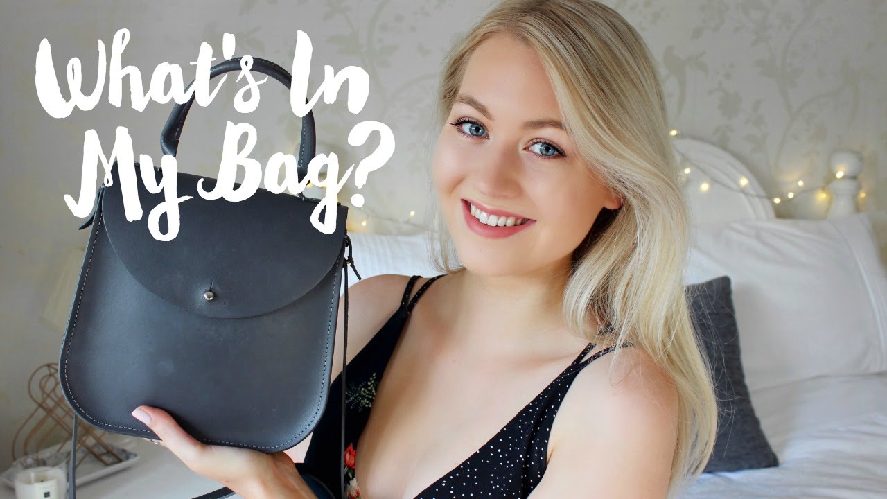 What's in my Charlotte Elizabeth handbag? – Sakara Dee