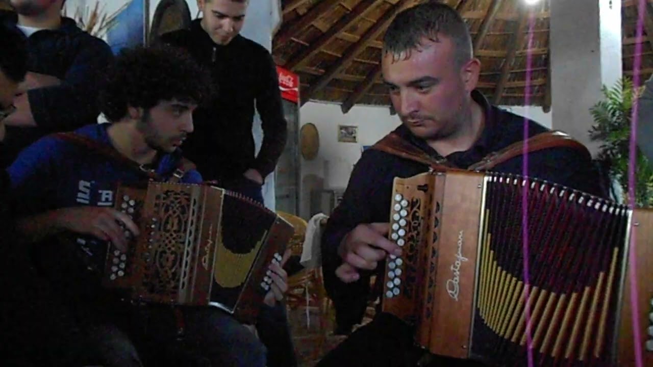 Pietro Porcu e Marco  Bande : ballo sardo campidanese