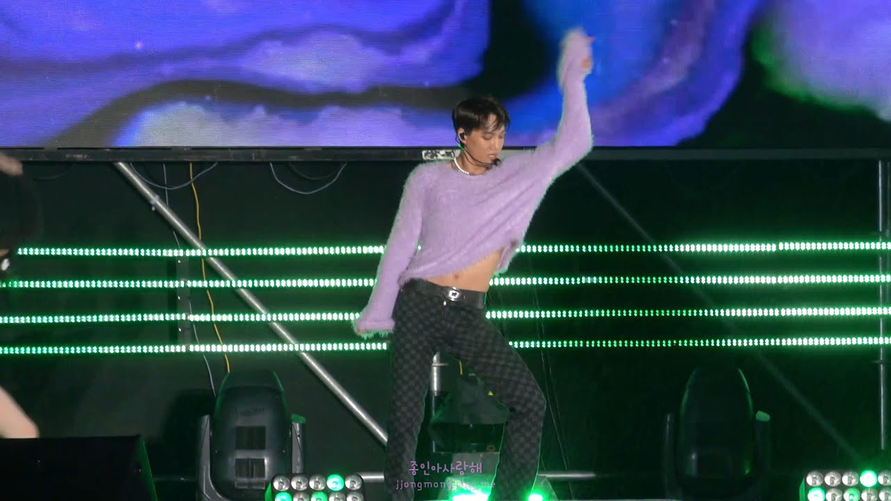 221009 Powerful Daegu K-Pop Concert - KAI 'Mmmh'