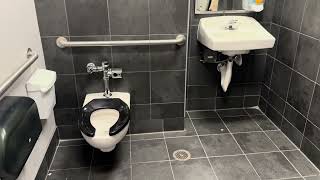 676: 🚻♿️ Kirby Student Center Unisex Restroom @ UMD ( Duluth, MN )