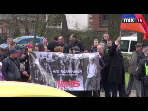 Возле турецкого посольства в Риге прошла акция памяти геноцида армян. MIX TV
