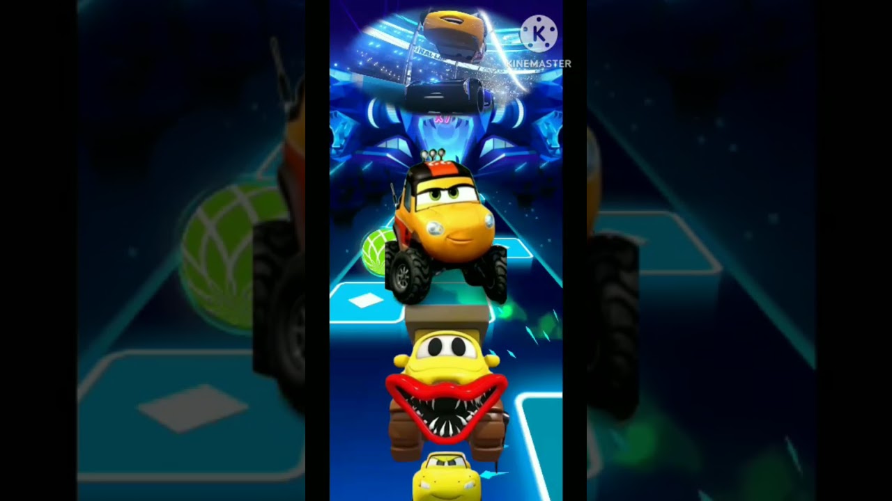 Tow mater yellow Eater Vs Mcqueen yellow Eater 