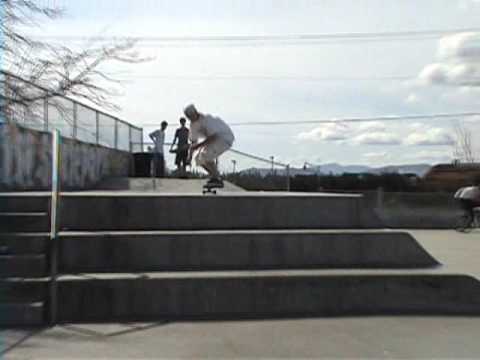 Nollie back half cab to butt ride away!!!