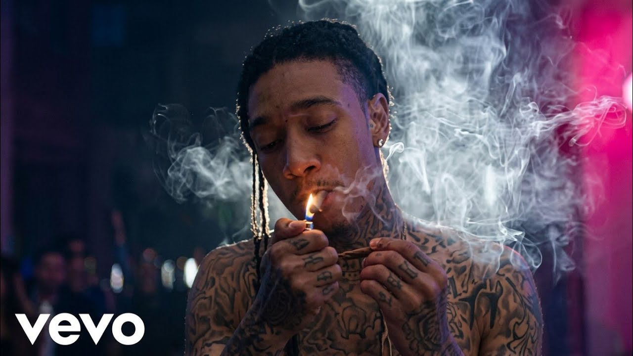 Wiz Khalifa — Late Night Smokes (Official Music Video) - YouTube