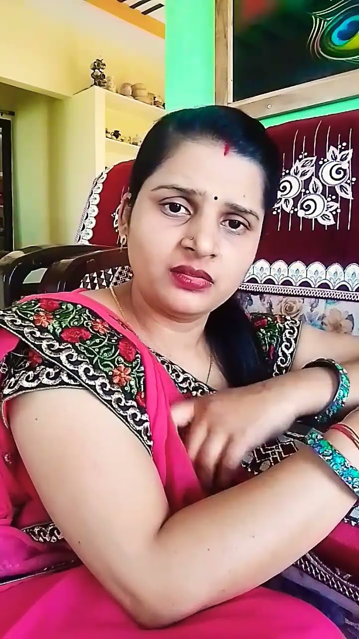 मैं अच्छी नहीं दिखती ना ? #funny #comedy #reaction #patipatnikinokjhok #youtube #short