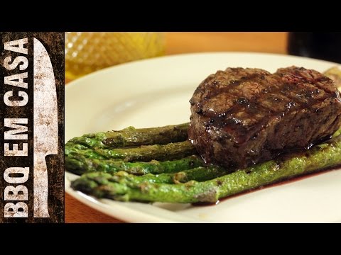 Vídeo: Receita: Carne Com Cuscuz E Aspargos Em RussianFood.com