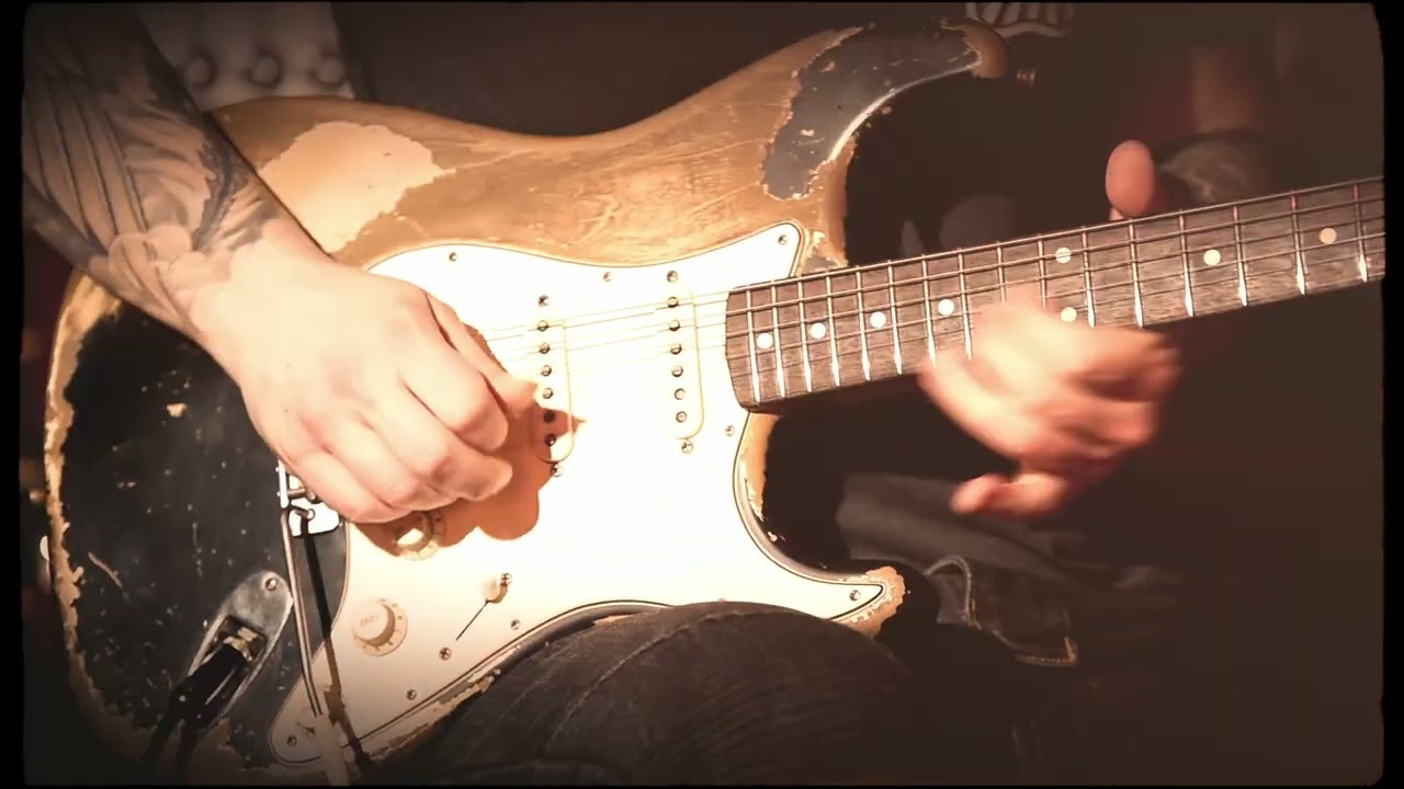 ギター pirates relic by georarms stratocaster 2022 Fender Final Fantasy XIV Stratocaster Limited Edition Black