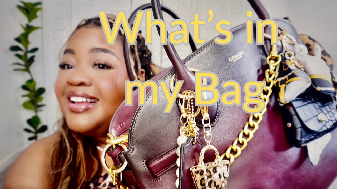 Что в моей сумке в 2025 году | Необходимые вещи для повседневной носки, брелоки для сумок и много...